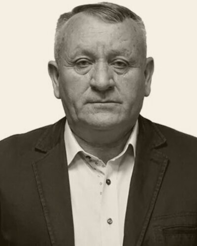Бязров Альберт Гаврилович — адвокат, заведующий конторой №110